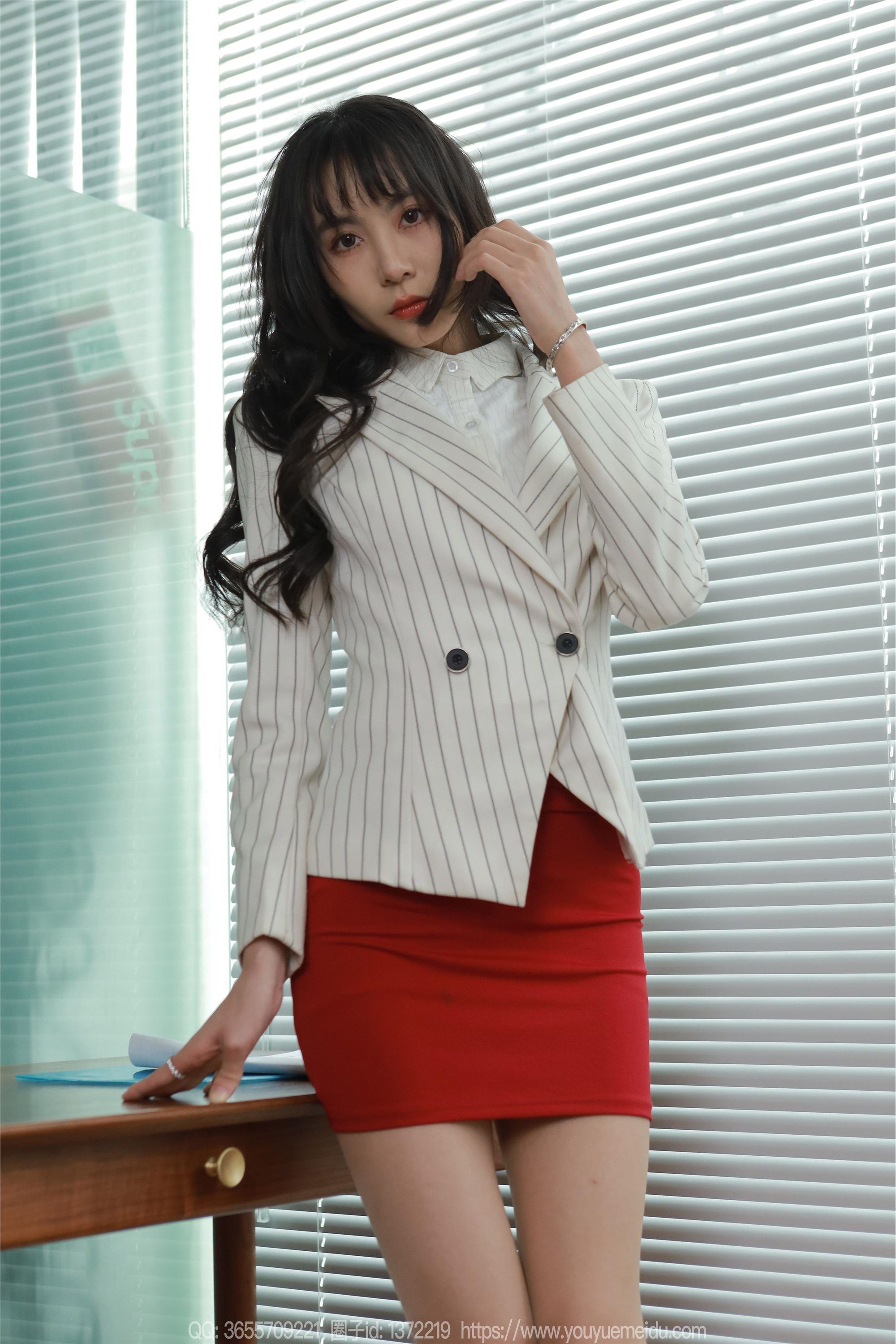 IESS异思趣向  2024.01.02 丝享家 1627 团团《红裙黑线》